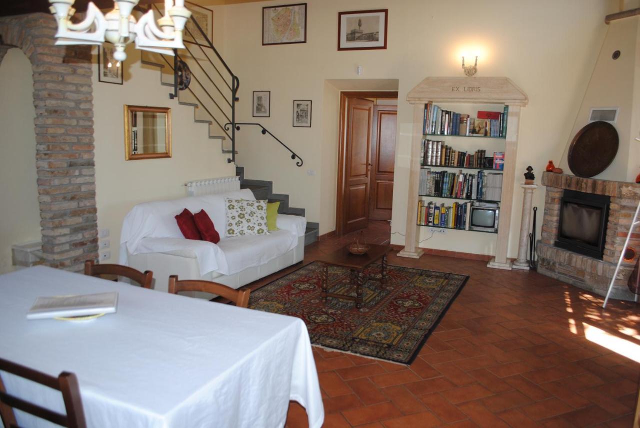 Agriturismo Fattoria Di Malavolta Florença Exterior foto