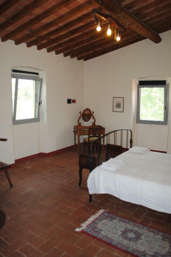 Agriturismo Fattoria Di Malavolta Florença Exterior foto